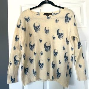 Skull Cashmere lightweight sweater NWT